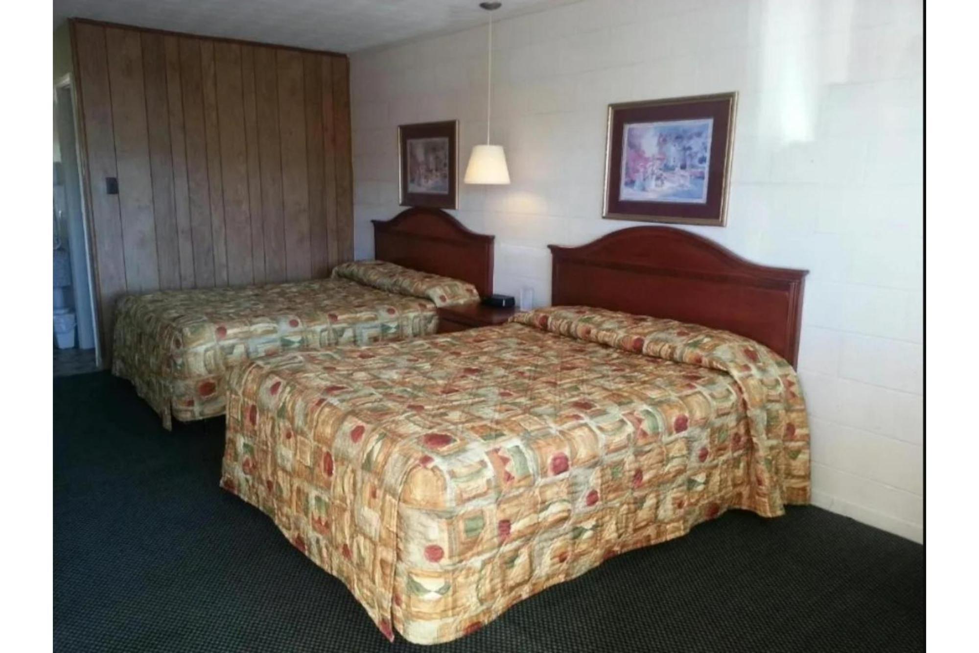 Budget Inn By Oyo Natural Bridge I-81 Exterior photo